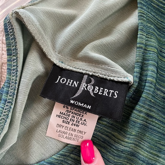 John Robert’s Woman Green Maxi Length Dress with Vest Overlay Size 24W - Picture 12 of 15